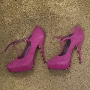 Steve Madden Fuschia Heels